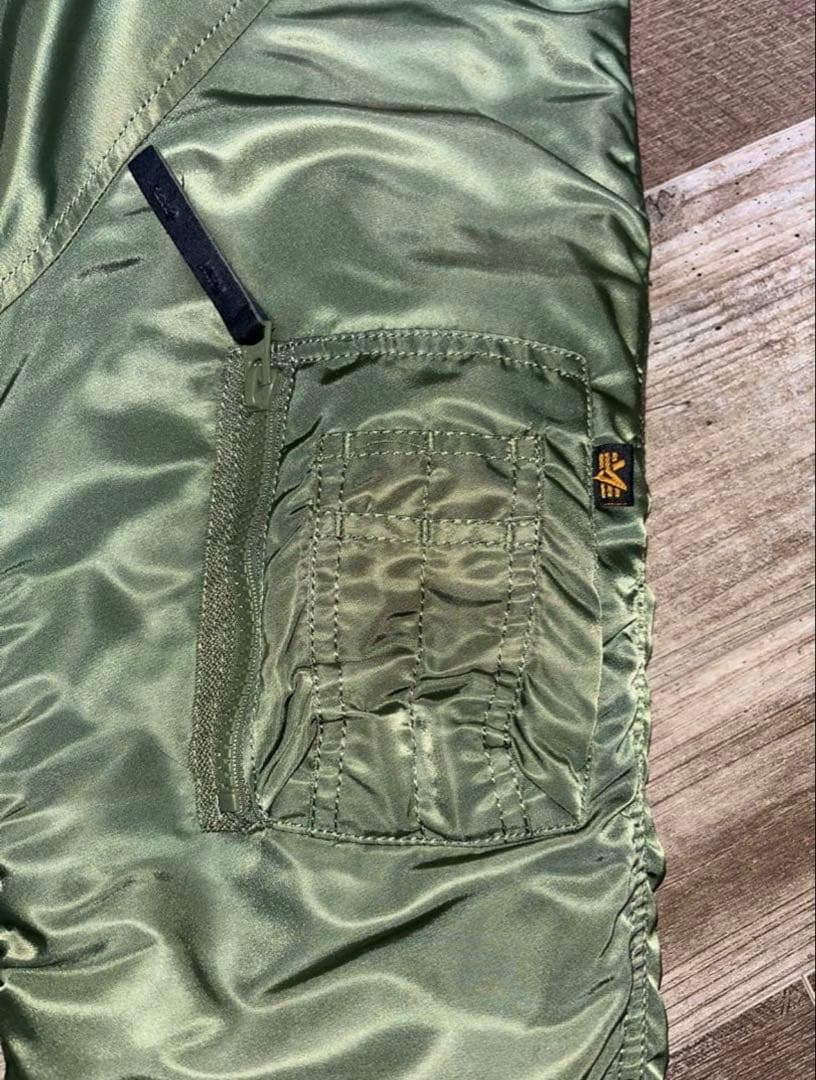 ALPHA INDUSTRIES ミリタリージャケット N2B