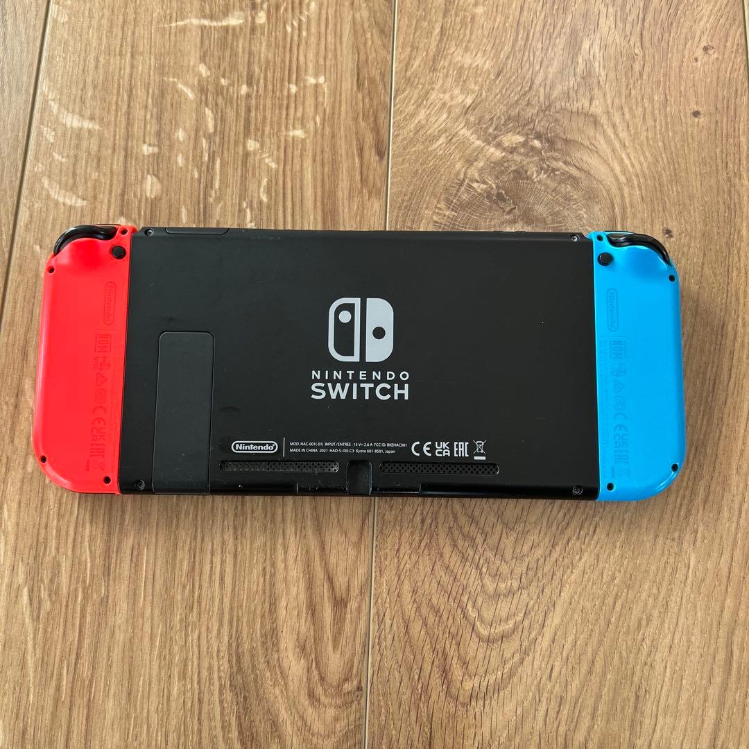 Nintendo Switch本体セット　任天堂　ジョイコン付き