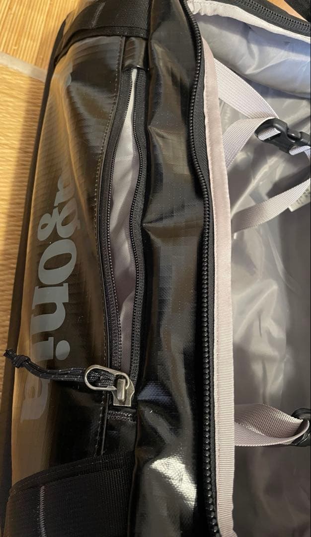 パタゴニア ブラックホール ウィールド ダッフル 40L ブラック