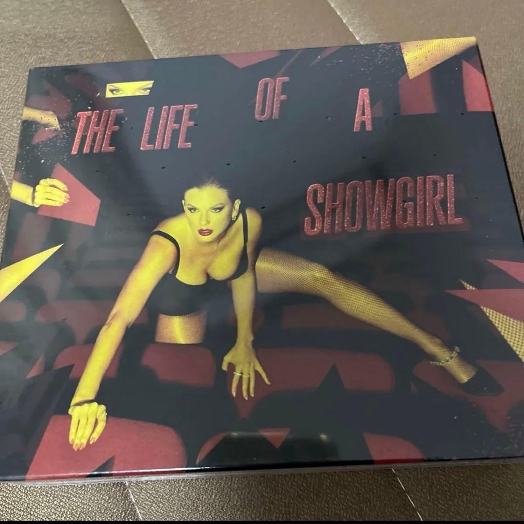 THE LIFE OF A SHOWGIRL US限定Deluxe CD