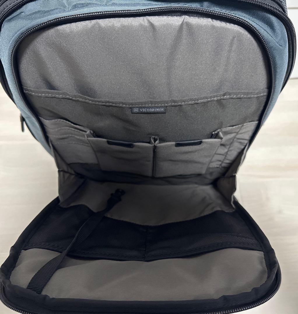 Victorinox ALTMONT エッセンシャルラップトップ　バックパック