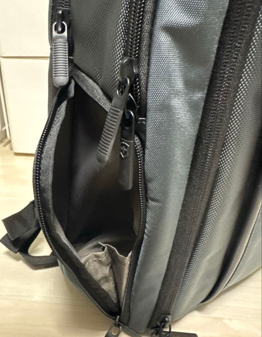 Victorinox ALTMONT エッセンシャルラップトップ　バックパック