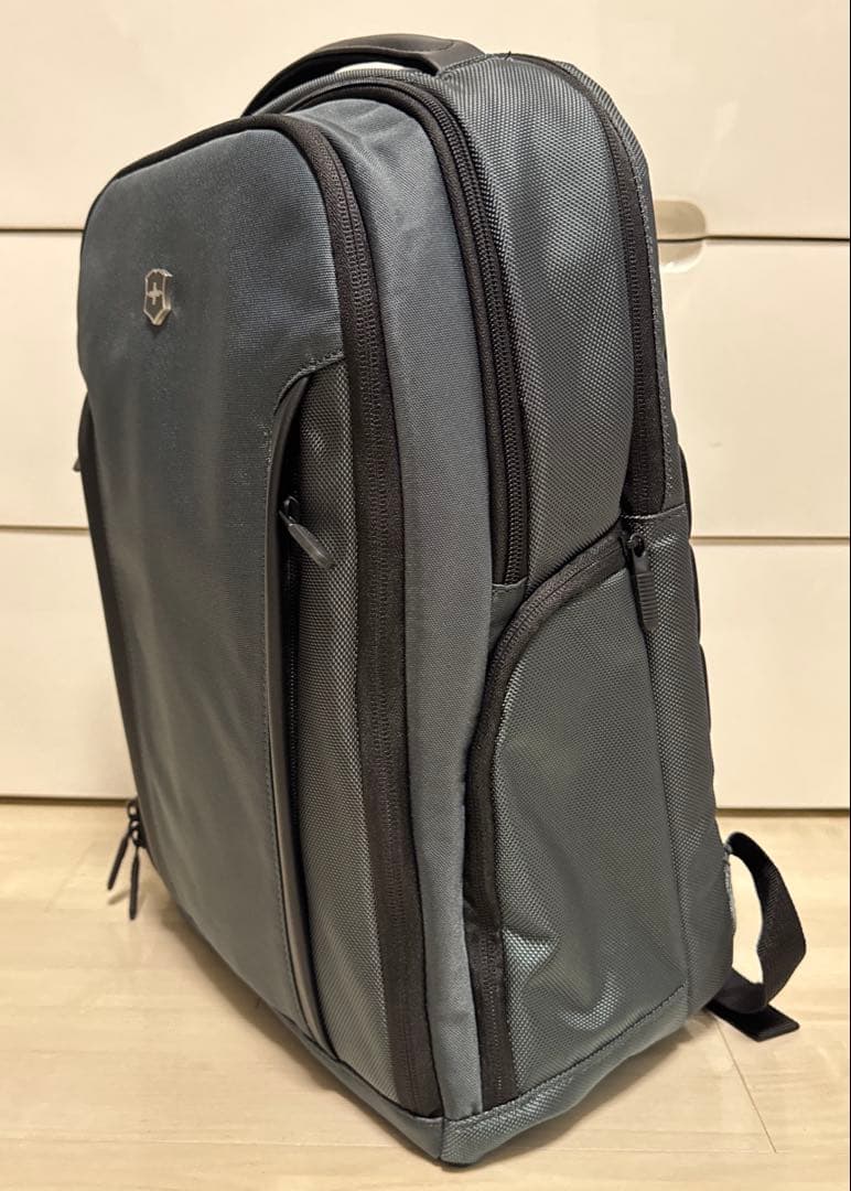 Victorinox ALTMONT エッセンシャルラップトップ　バックパック