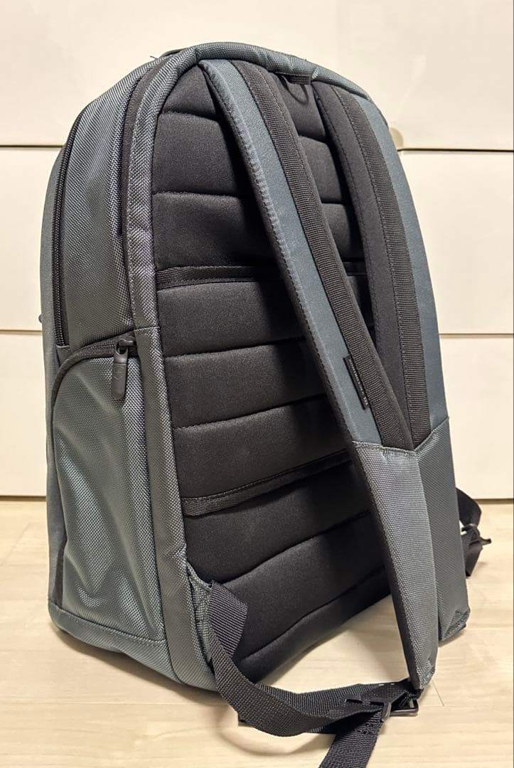 Victorinox ALTMONT エッセンシャルラップトップ　バックパック