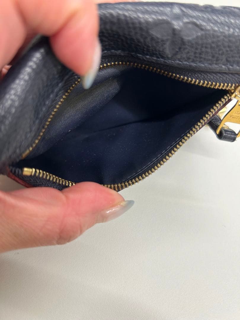 ルイヴィトン モノグラム　ポシェットクレ ケース　アンプラントネイビー