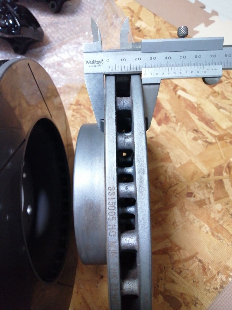 ホンダインテグラDC5 フロントbrembo キャリパーディクセルスリットロータ