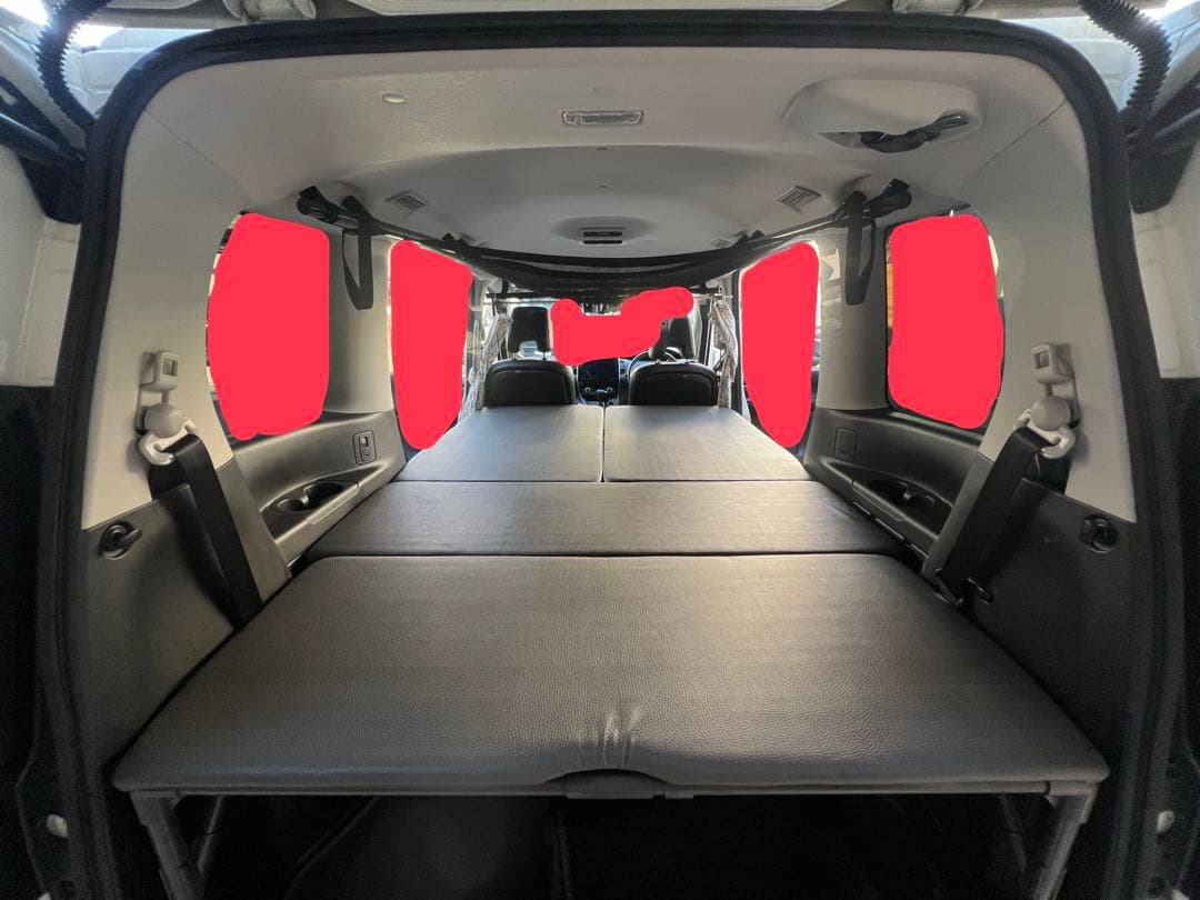 セレナc27ハンドメイド車中泊ベッド。