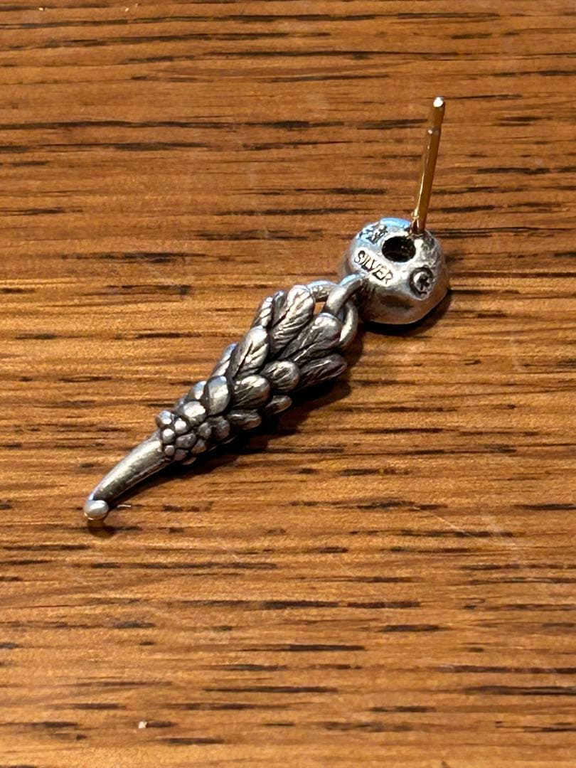 ブラッディマリー ロックバード ピアス 神鳥