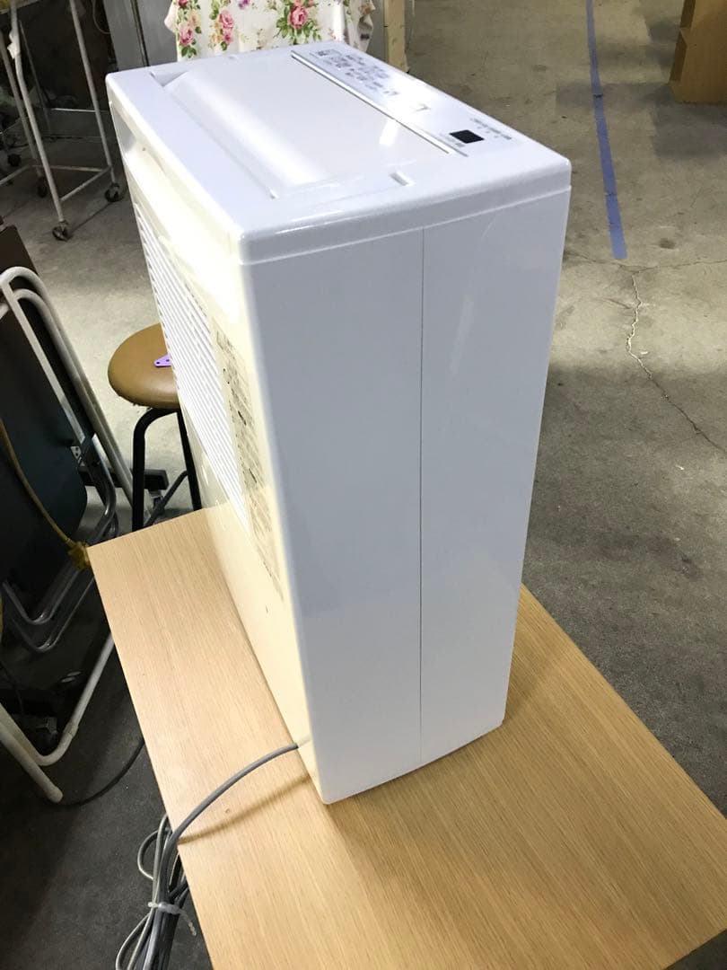 コロナ 衣類乾燥除湿機 2023年製 CD-H10A-W DCモータ