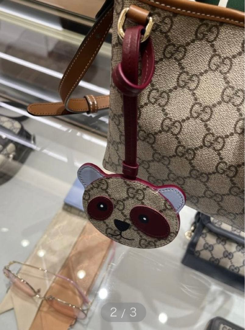 グッチ GUCCI レディース パンダ シェイプ バッグ チャーム 正規品