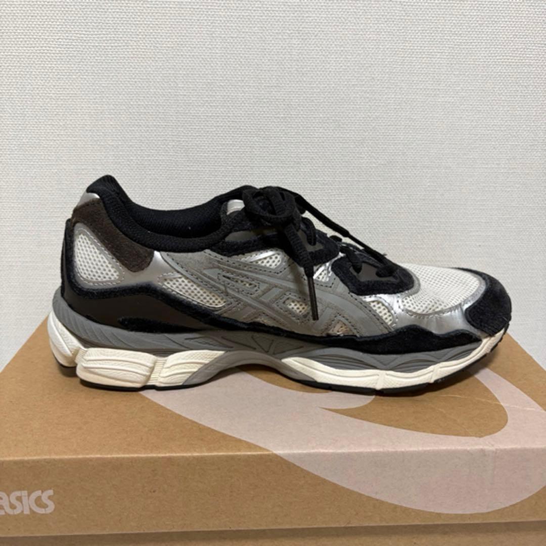 【ASICS　アシックス】GEL-NYC ゲル-エヌワイシー　24.5㎝