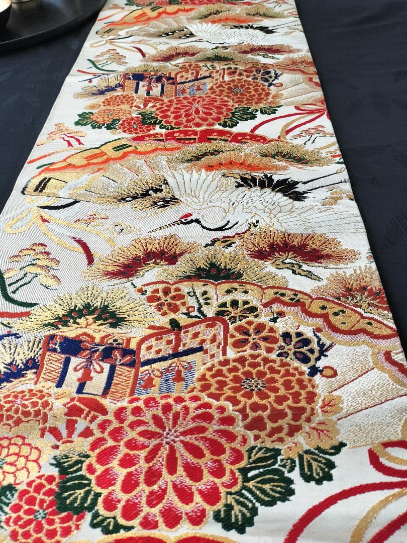 A836豪華刺繍‼️花嫁衣装帯‼️テーブルランナー1ｍ79cm