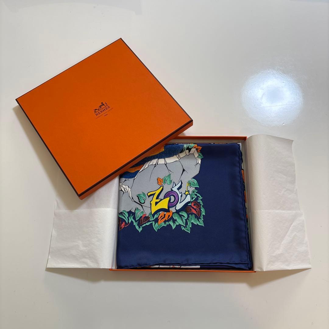 HERMES ネイビーシルクスカーフ THE ALFEE25周年 ボックス付き