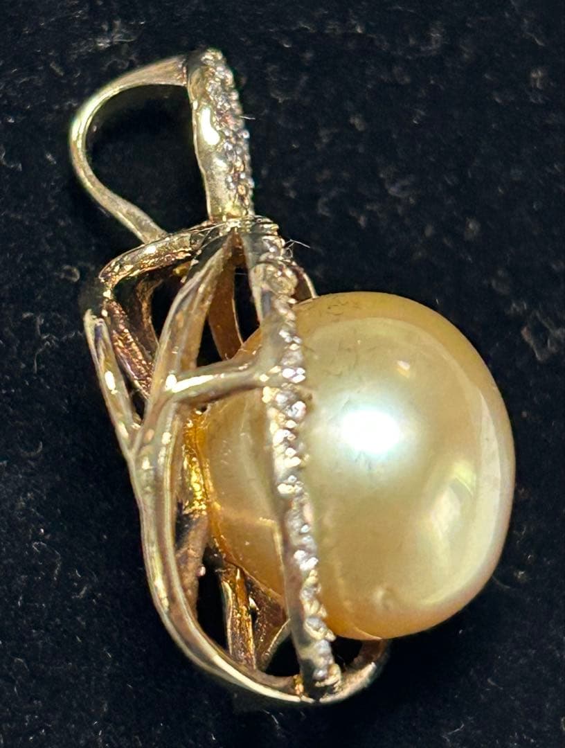 大粒 南洋白蝶真珠 パールペンダントトップ シャンパンゴールド