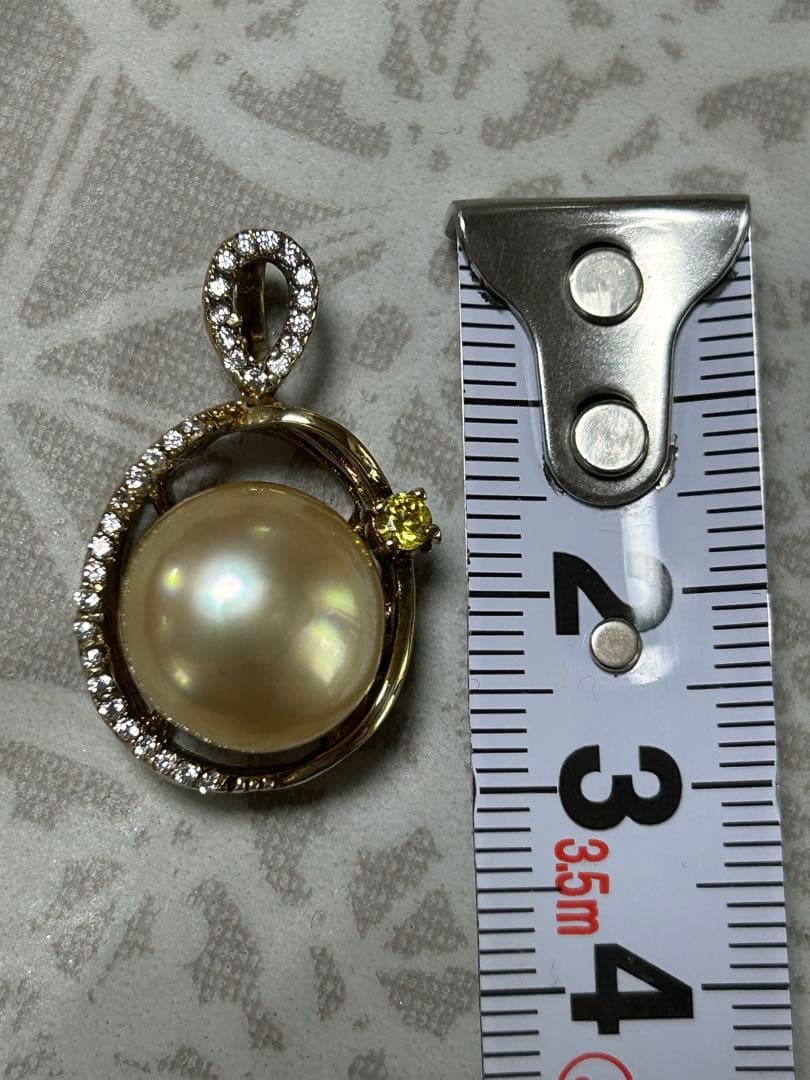 大粒 南洋白蝶真珠 パールペンダントトップ シャンパンゴールド