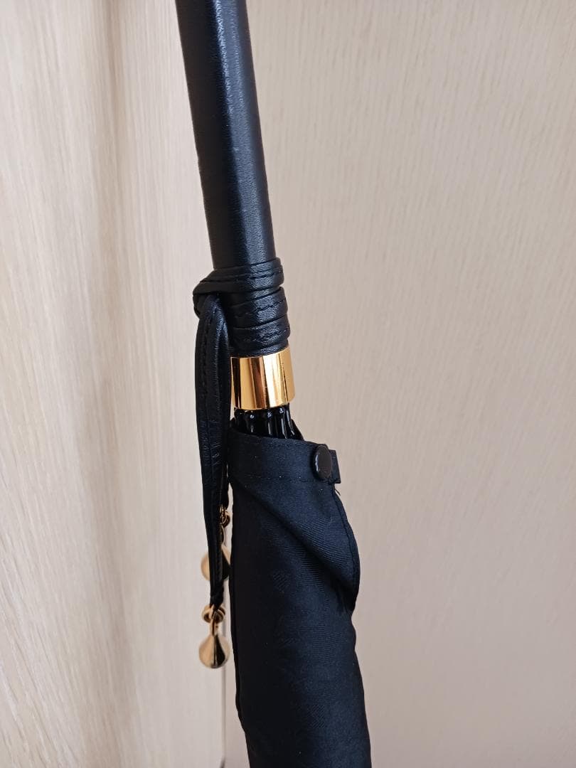 〔値下げ‼〕銀座和光　WAKO長傘　婦人用　持ち手皮　金の飾り付き 未使用　黒