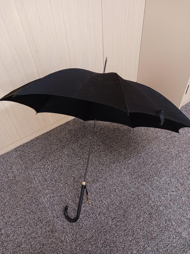 〔値下げ‼〕銀座和光　WAKO長傘　婦人用　持ち手皮　金の飾り付き 未使用　黒