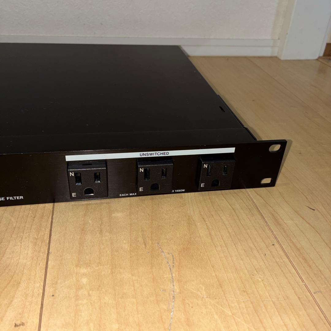 美品　希少TASCAM AV-P250 パワーコンディショナー