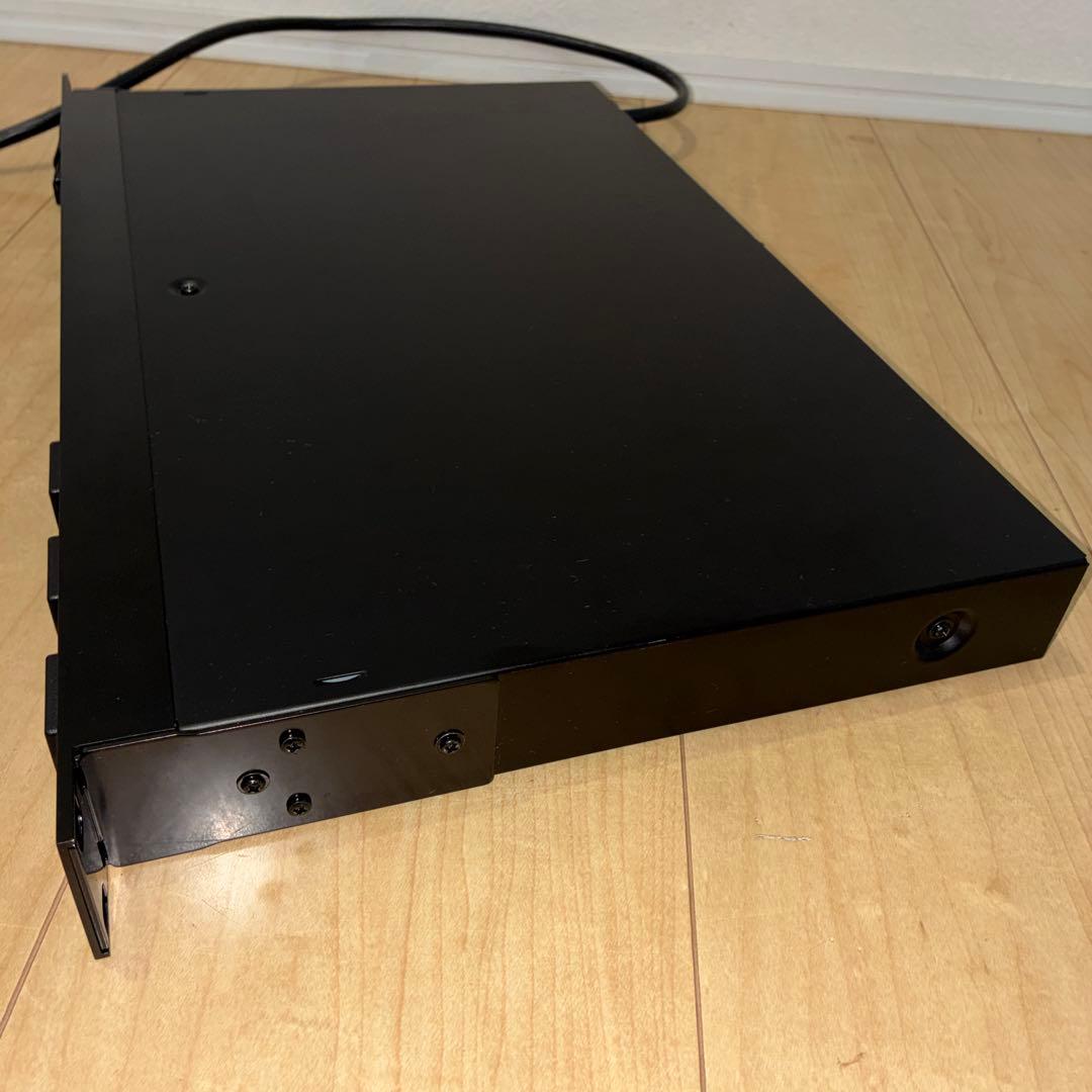 美品　希少TASCAM AV-P250 パワーコンディショナー