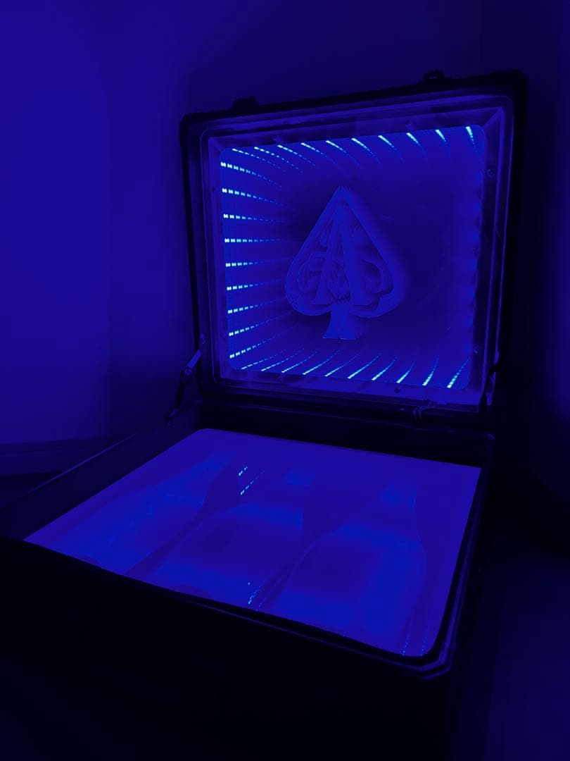 シャンパン ケース LED アルマンド アタッシュケース