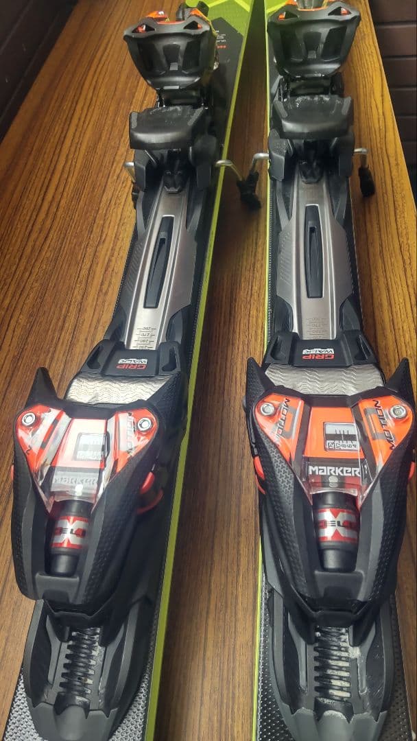 Völkl Racetiger SL スキー 13