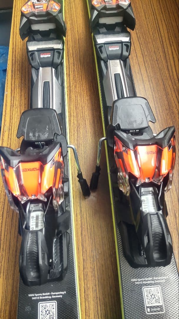 Völkl Racetiger SL スキー 13