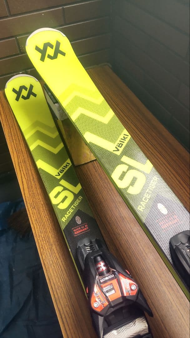 Völkl Racetiger SL スキー 13