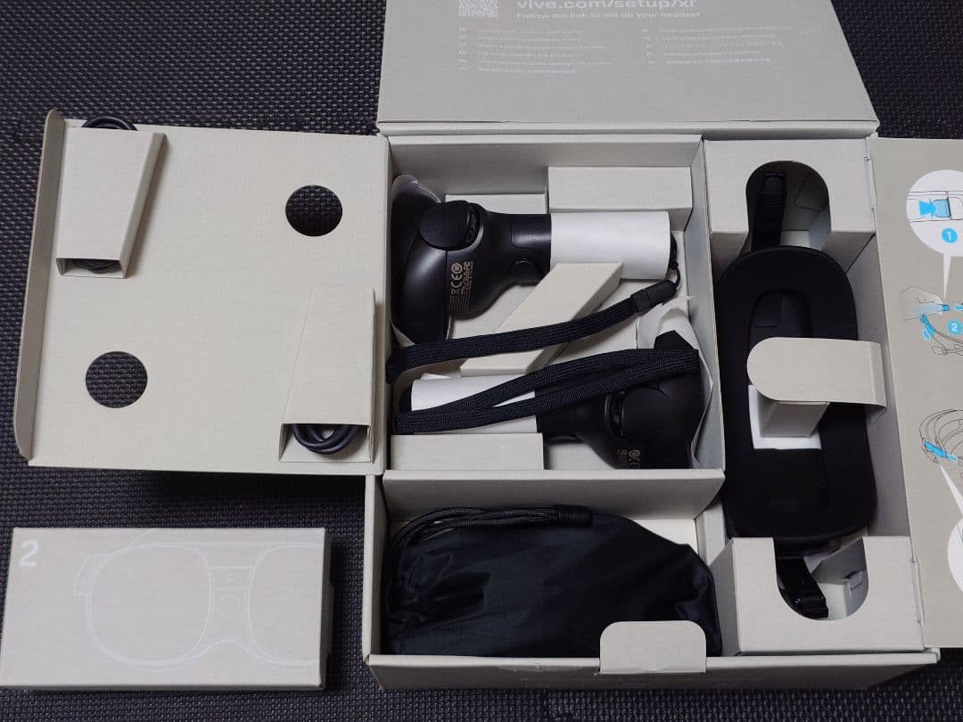 HTC VIVE XR Elite ＋ デラックスパックオプションパーツ付き