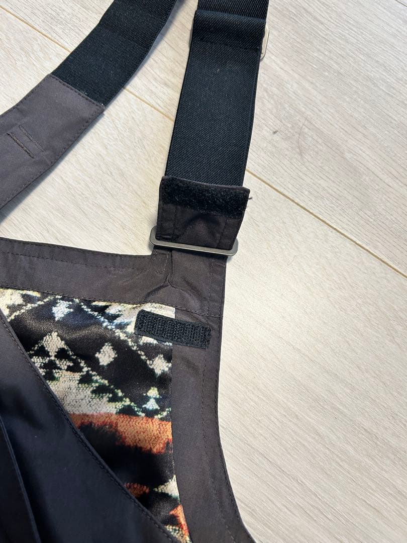 最終値下げ！美品バートン ゴアテックス スノボウェア ビブパンツ レディースM