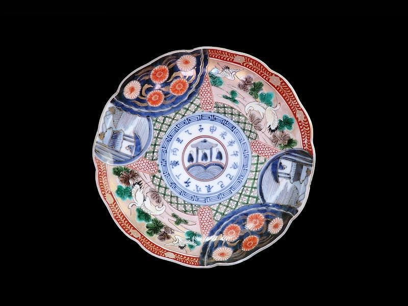 古伊万里　金襴手　色絵　鶴に菊　赤壁の賦図　８寸皿　C719AS-CZs