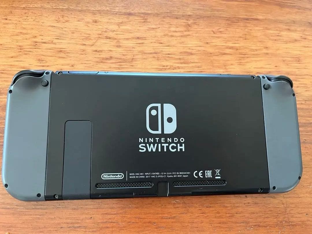 【美品】動作良好　Nintendo Switch本体+Joy-Con、ケース付き