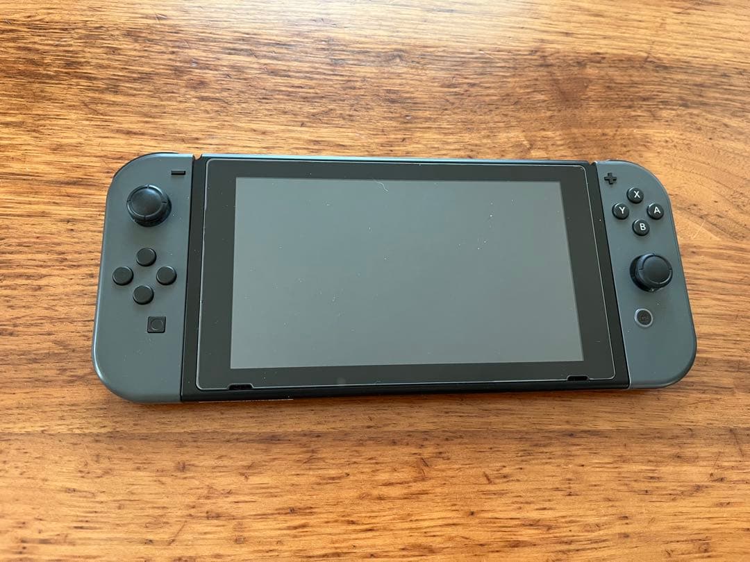 【美品】動作良好　Nintendo Switch本体+Joy-Con、ケース付き