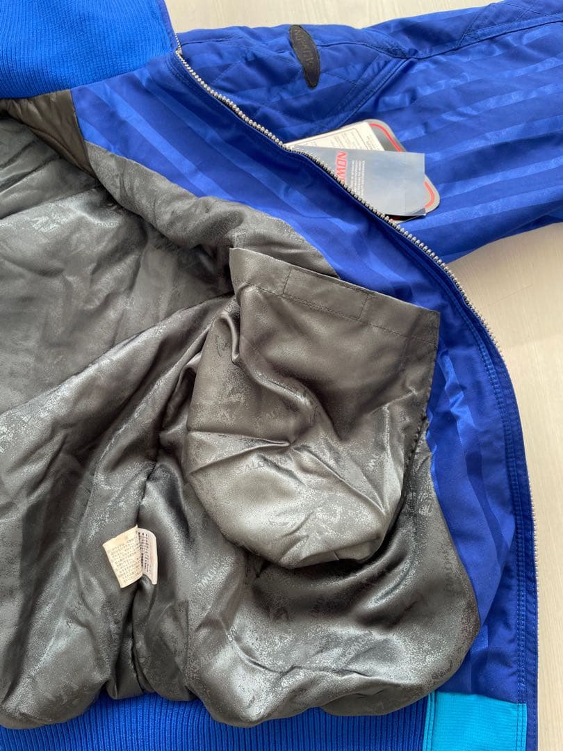 サロモン　スキーウェア　モーグルジャケット　SALOMON　新品タグ付　日本製