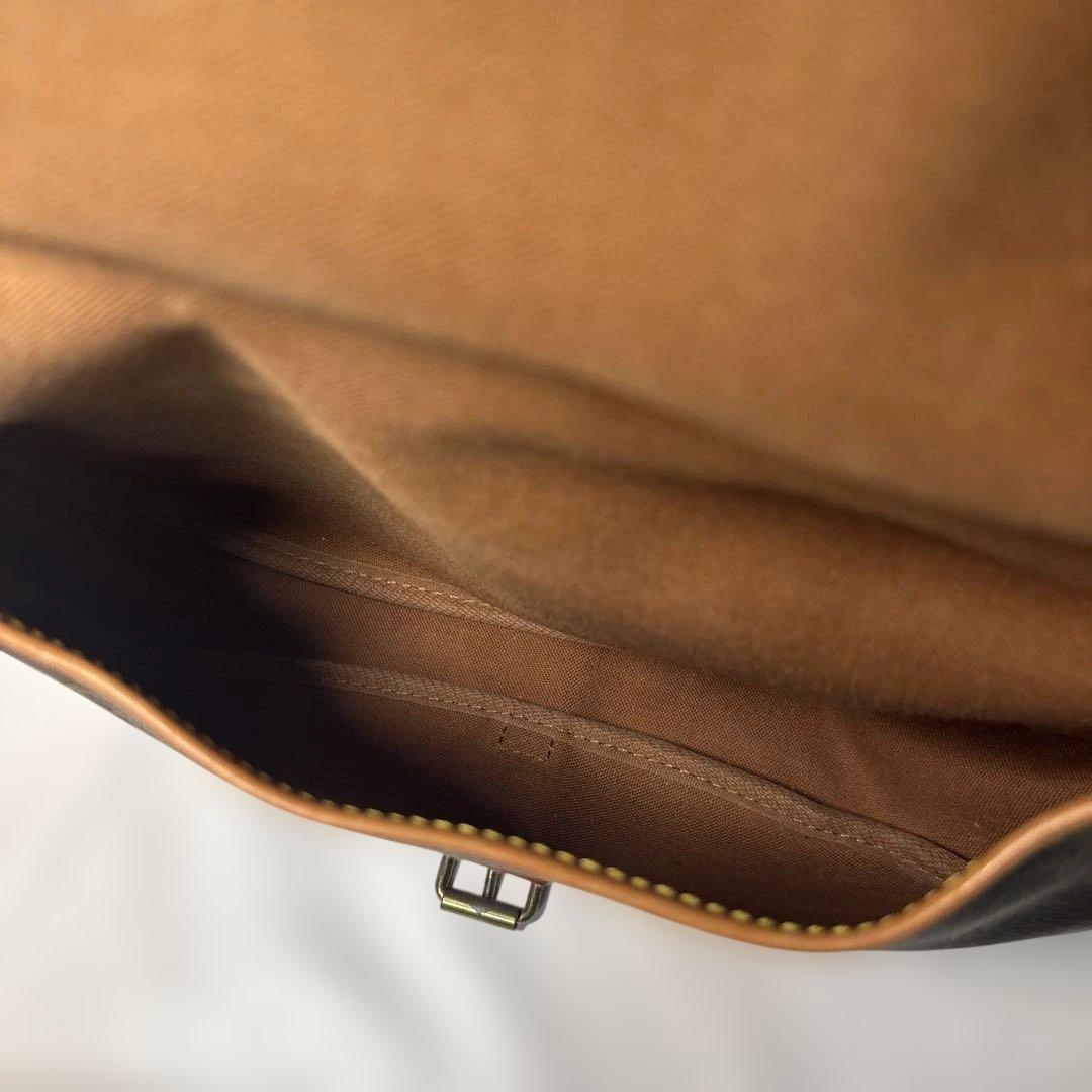 ルイヴィトン モノグラム ソミュール30 M42256 AR0993