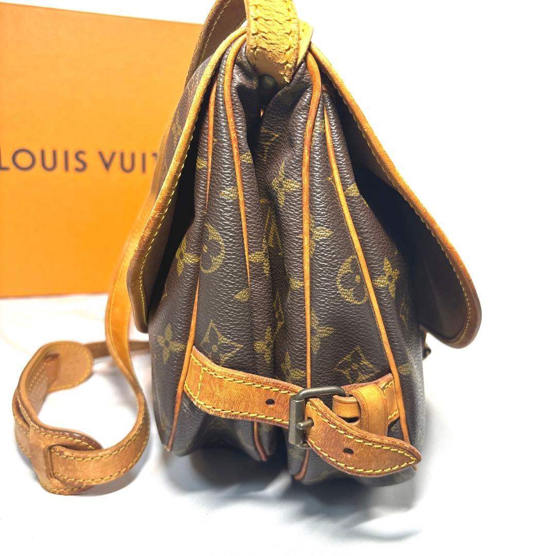 ルイヴィトン モノグラム ソミュール30 M42256 AR0993