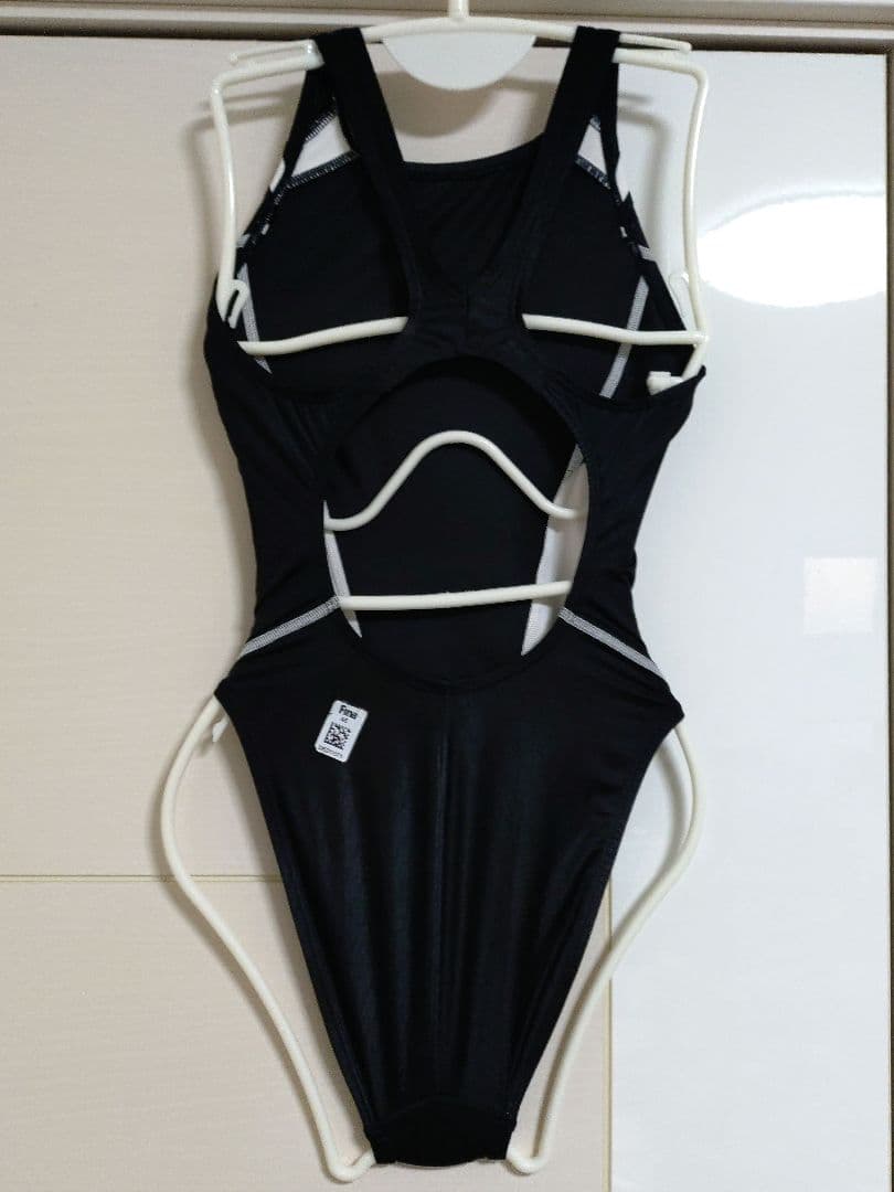 〚美品〛arena　競泳水着　黒　　　エックスパイソン　Lサイズ