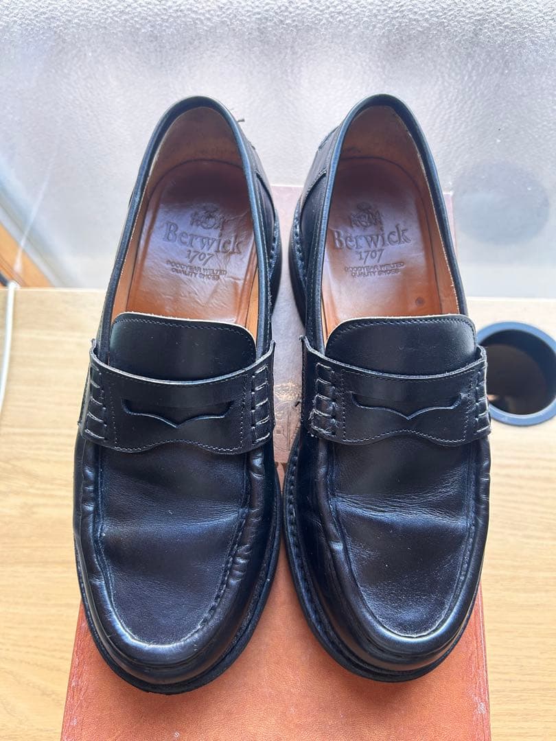 Berwick ローファー