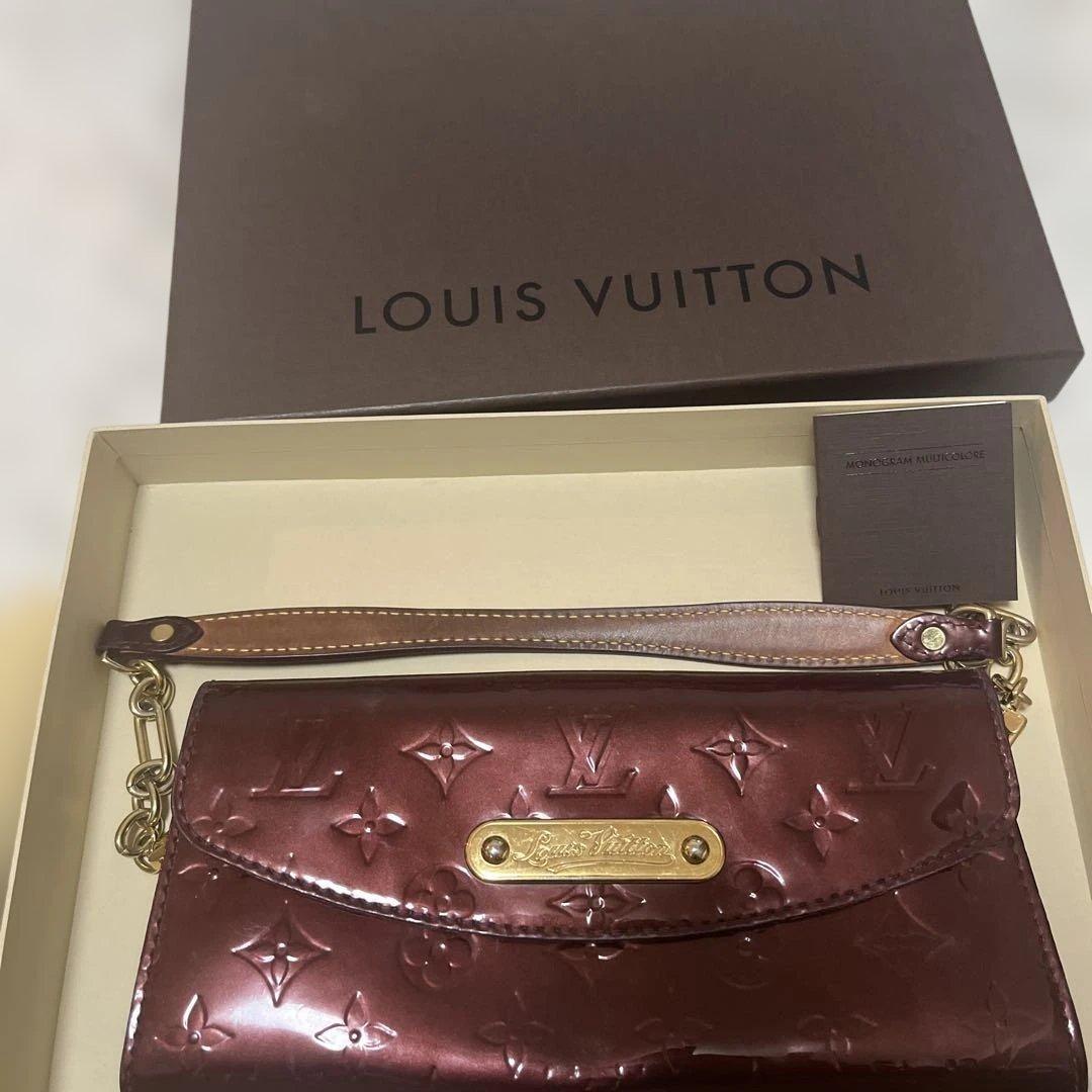 LOUIS VUITTON バーガンディ クラッチバッグ
