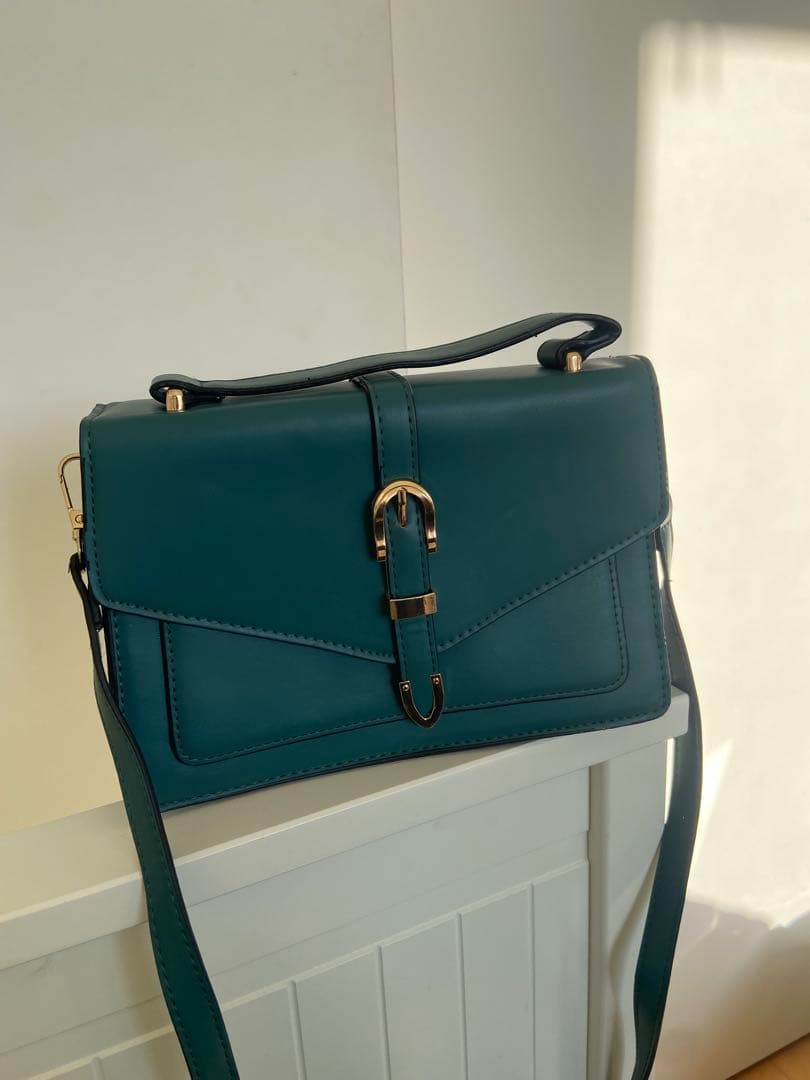 ティール フラップ付きショルダーバッグ