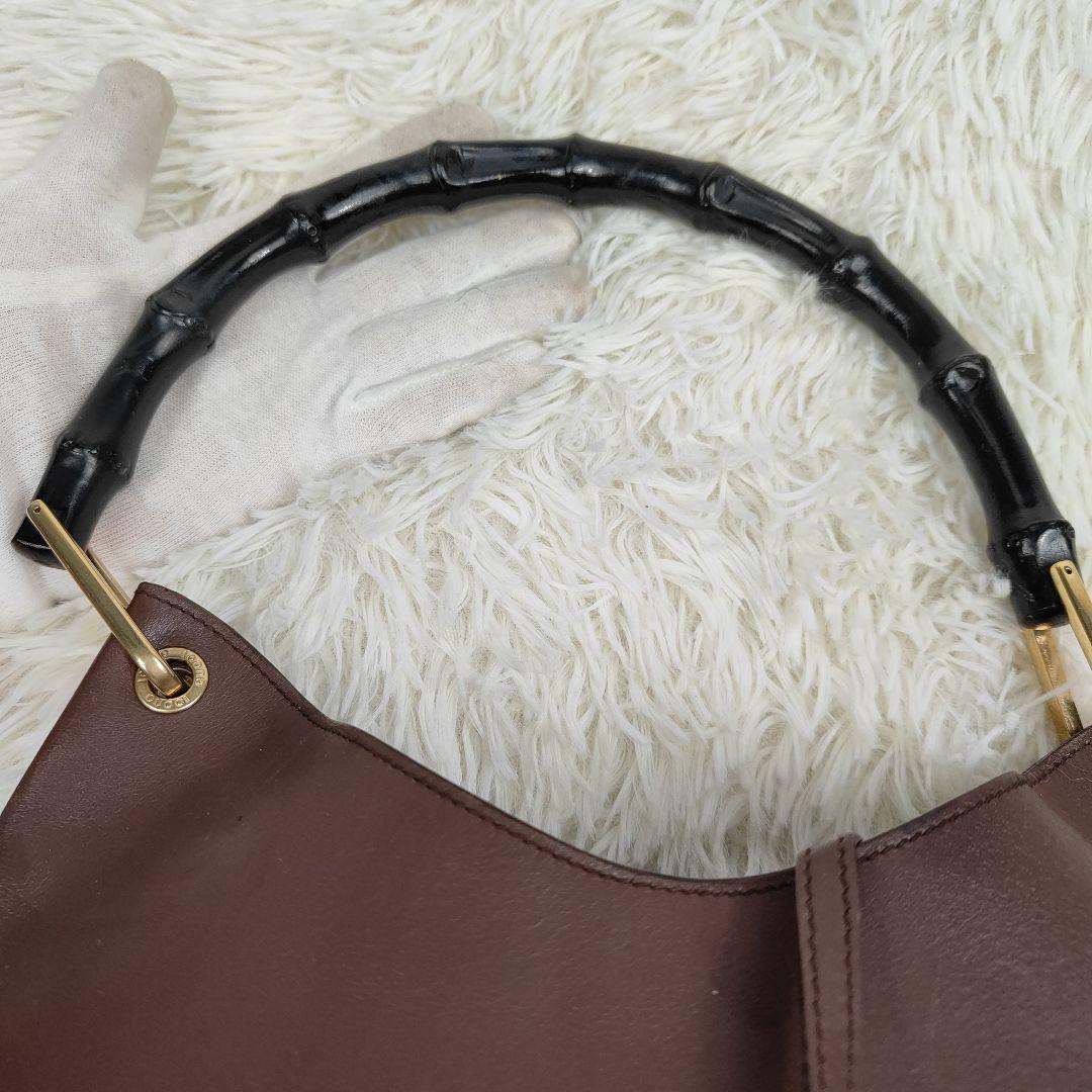 本日限定価格　グッチ　ハンドバッグ　肩掛け　ワンショルダー　バンブー　ポーチ付き