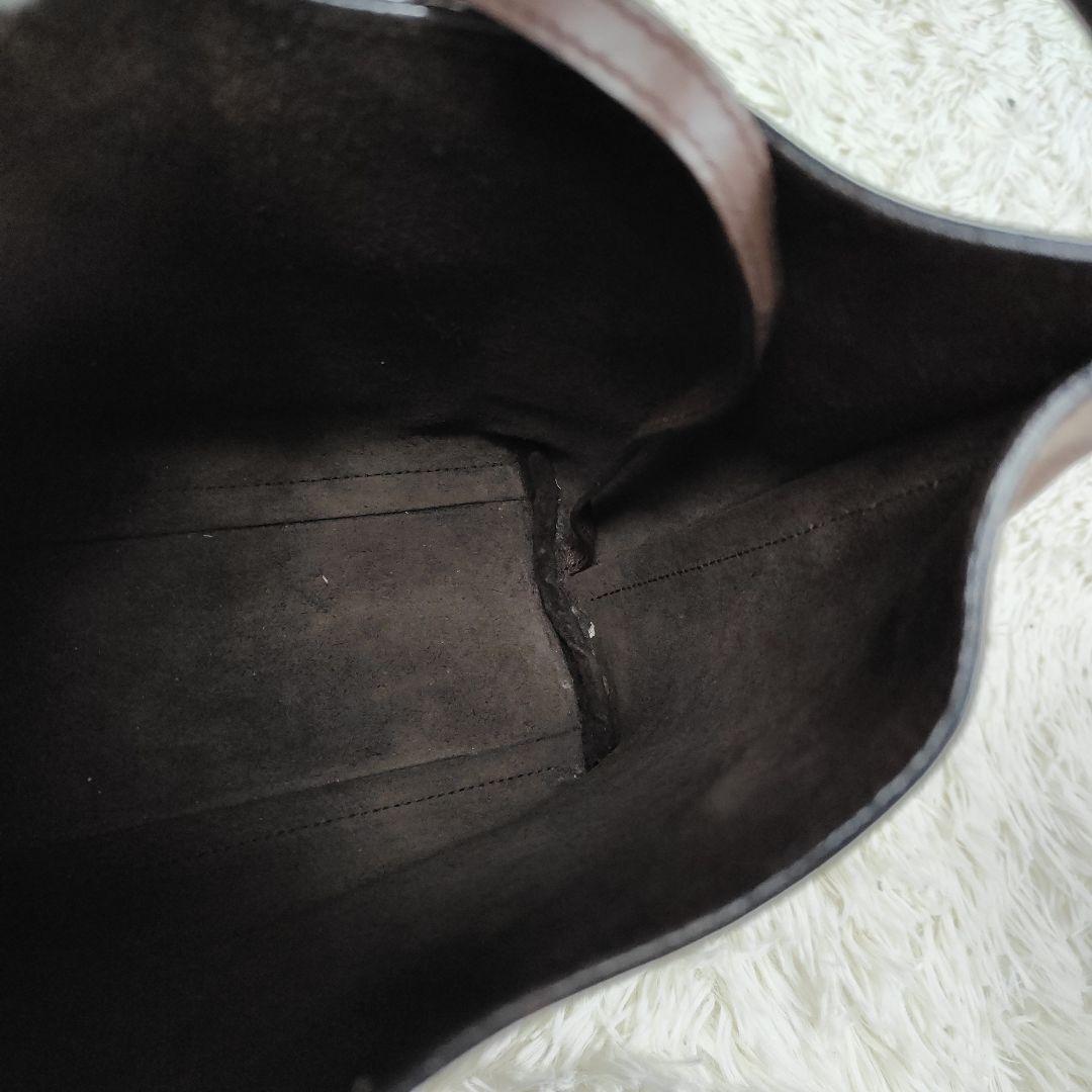 本日限定価格　グッチ　ハンドバッグ　肩掛け　ワンショルダー　バンブー　ポーチ付き