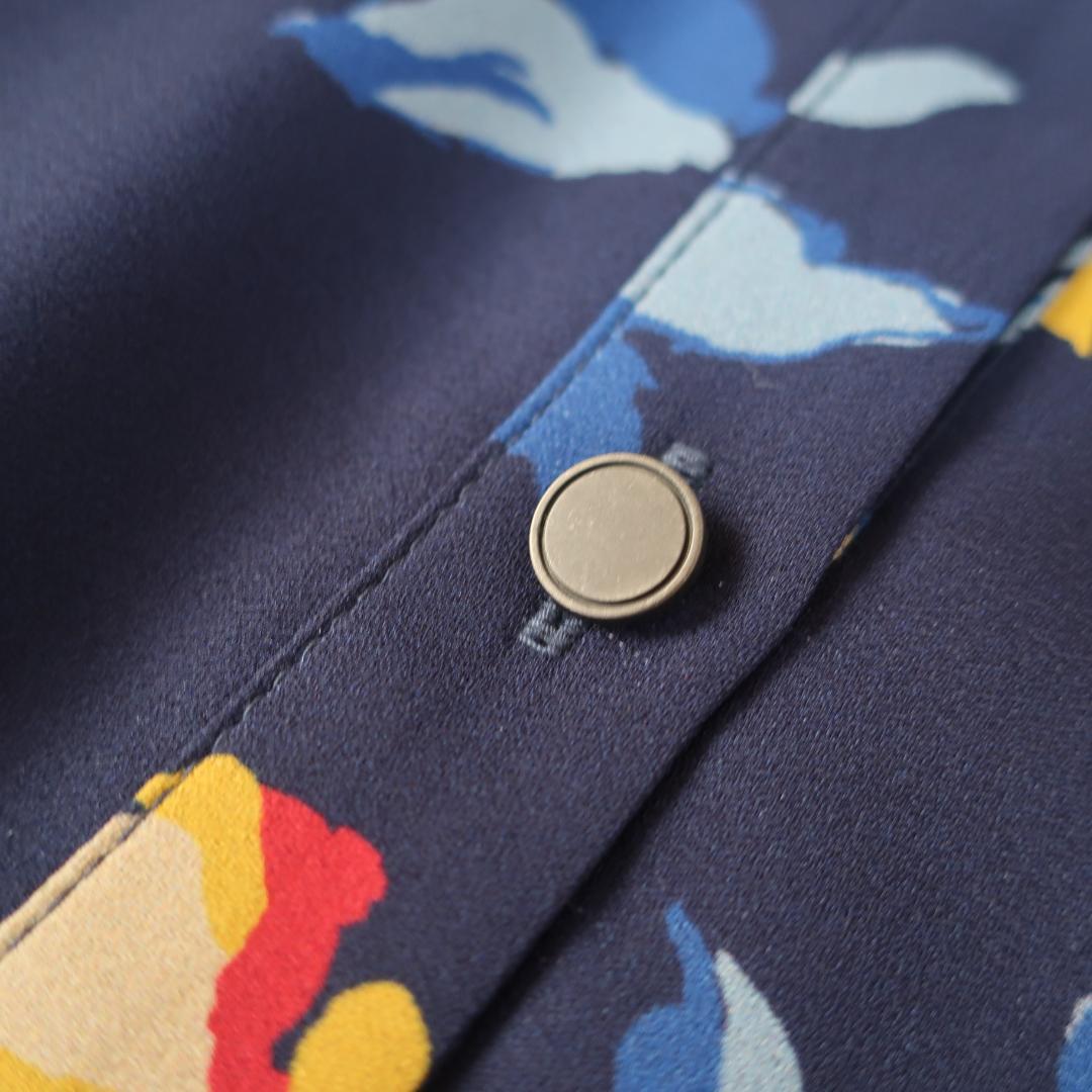 【タグ付き】アンタイトル プリーツワンピース ロング丈 長袖 花柄 ネイビー 2