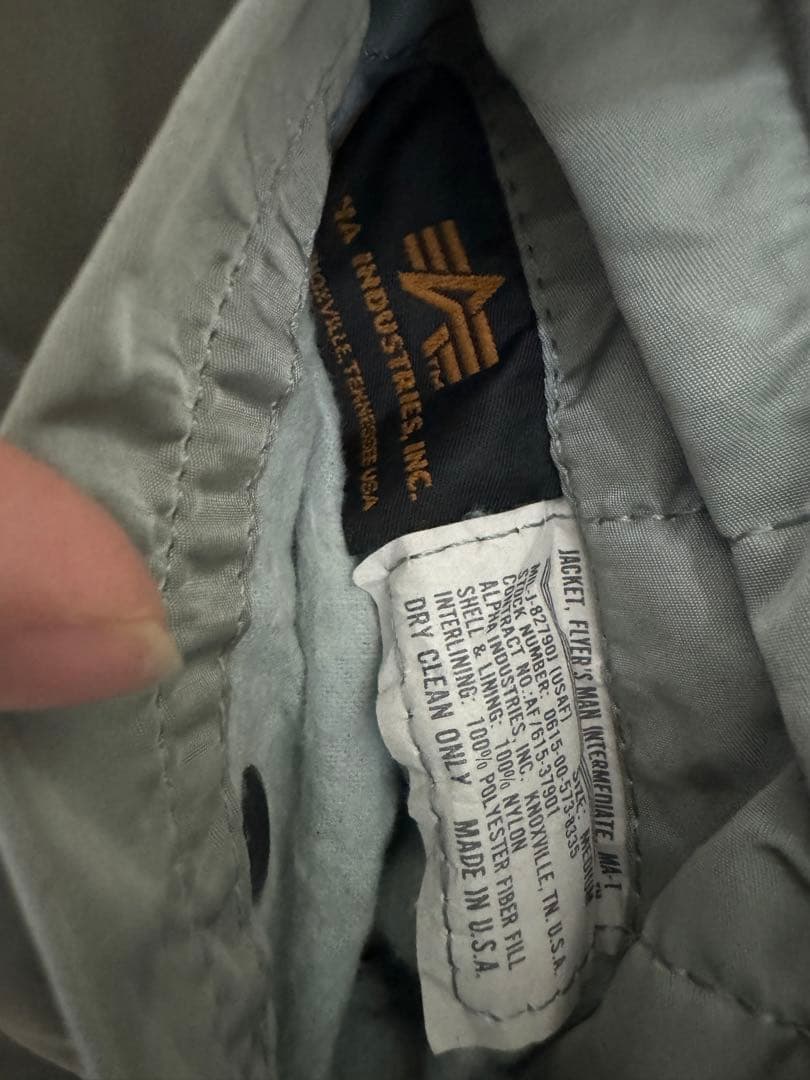 80年代　アルファインダストリーズ　MA-1　フライトジャケット　USA製　Ｍ