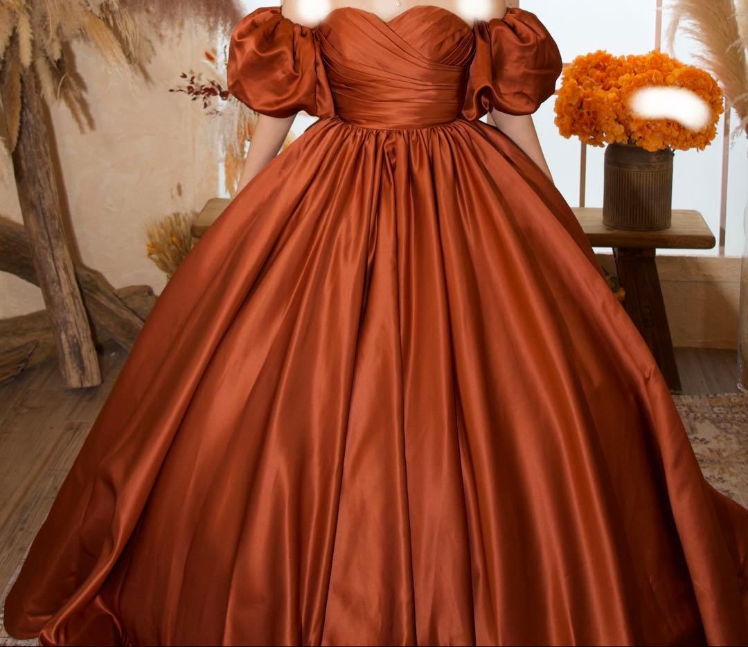 テラコッタ　ココメロディ　オレンジ　ドレス　テラコッタドレス　挙式　カラードレス