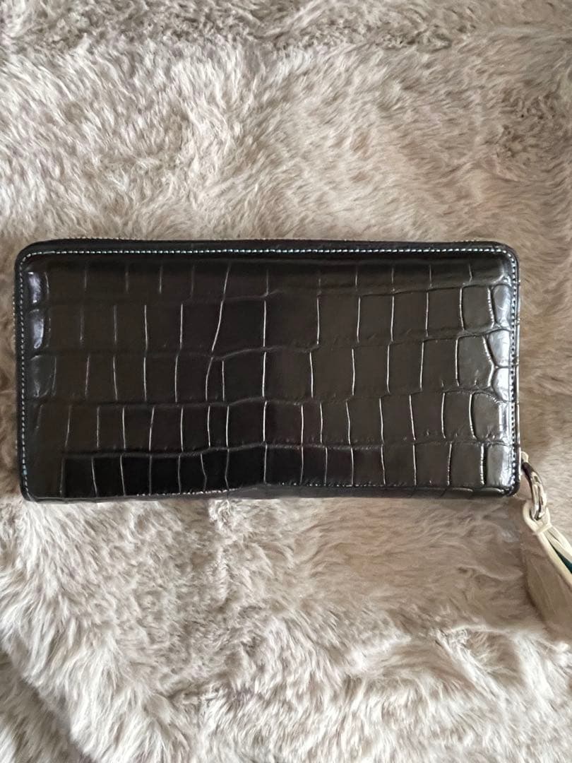 チビナイル ペコラ長財布　新品未使用