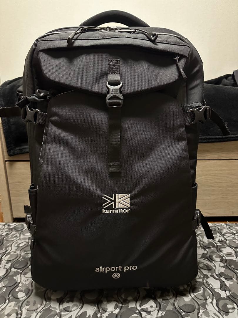 karrimor airport pro 40 ブラックバックパック