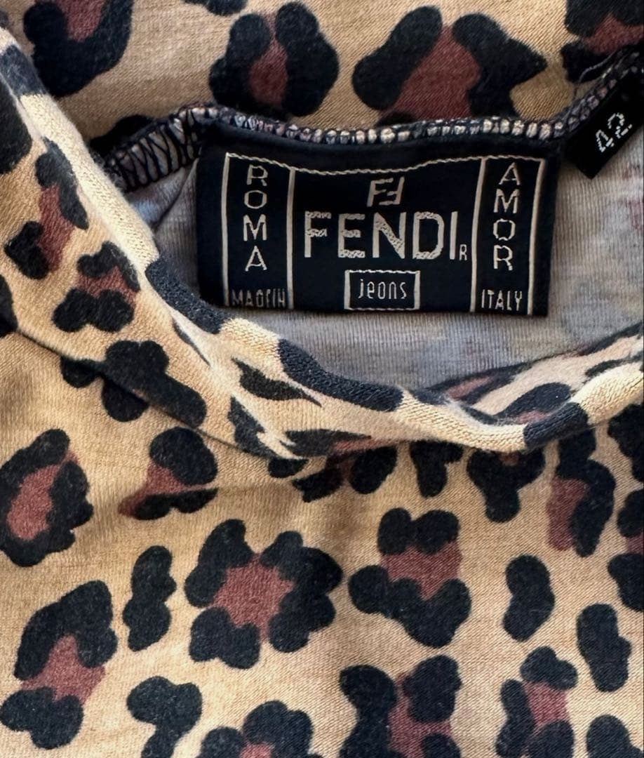 【新品未使用】FENDI　フェンディ　タンクトップ　トップス　サイズ42