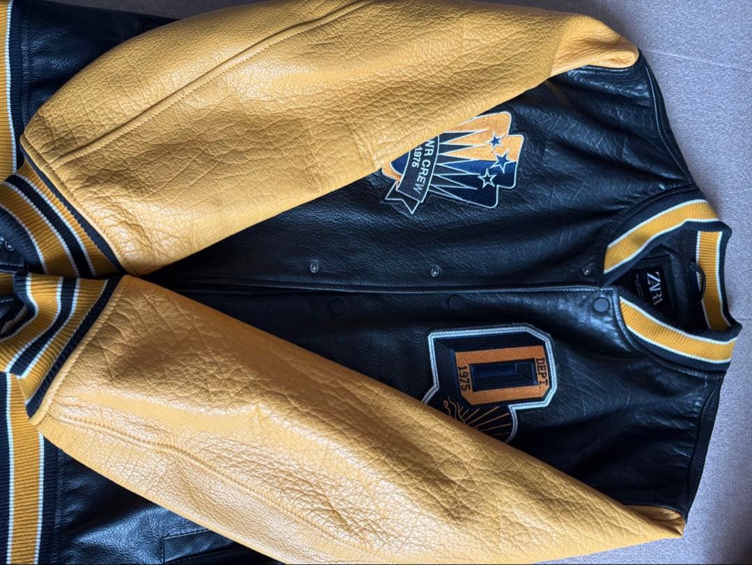 ZARA レザーボンバージャケット スタジャン 本革 XL