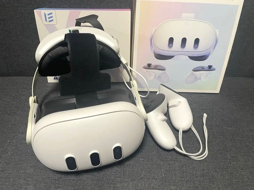 【値下げ中】 Quest 3 VRヘッドセット 128GB + 周辺機器