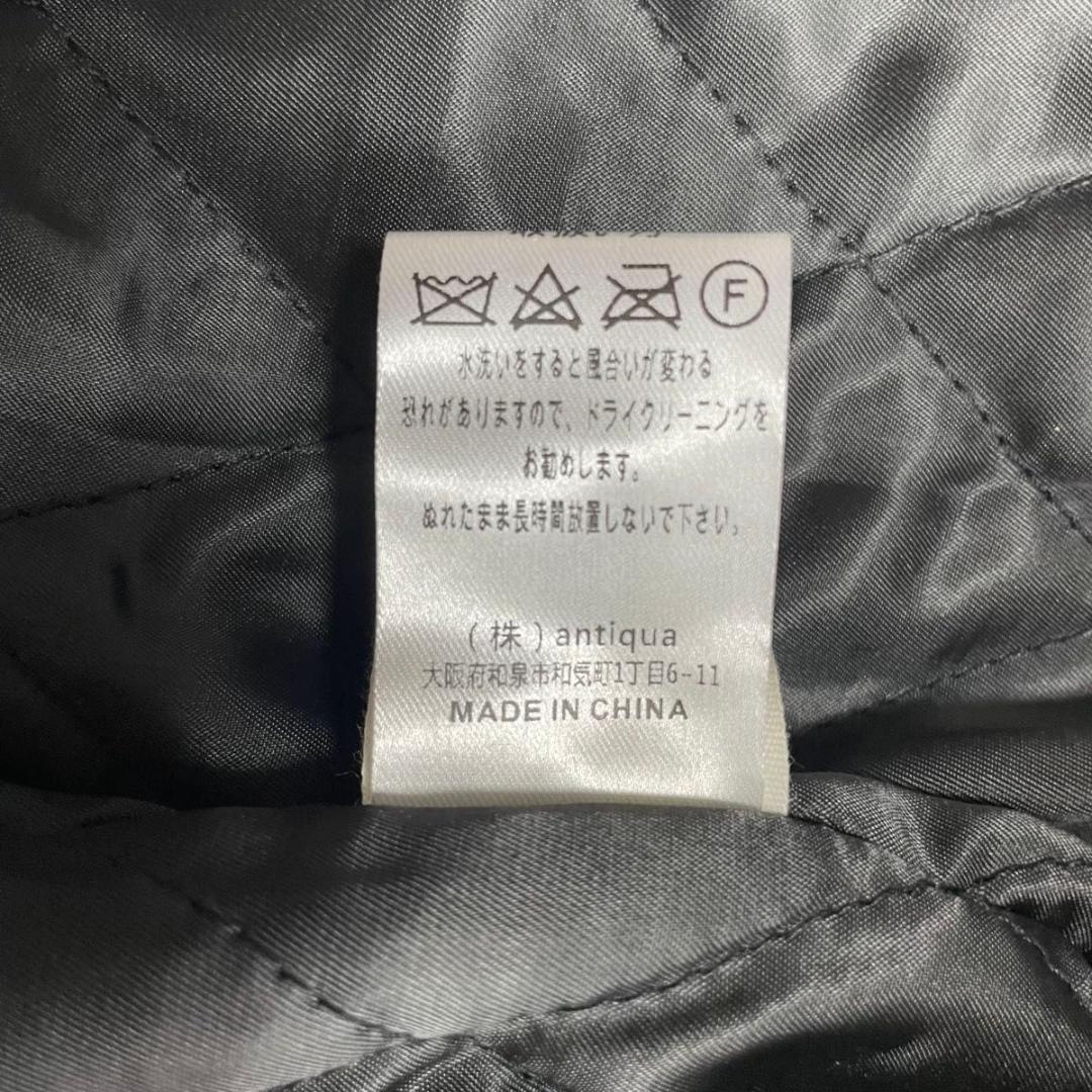 美品　antiqua　ノーカラージャケット　キルティング　ブラック　ペイズリー